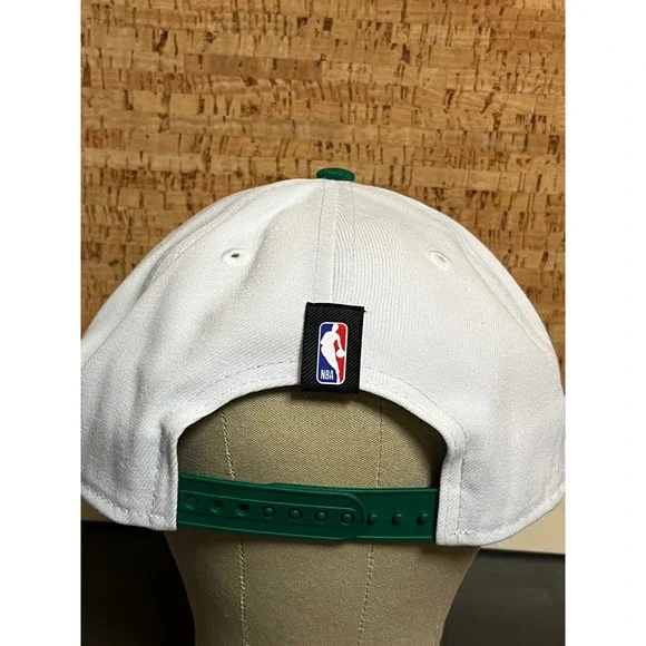 New Era Boston Celtics exclusive NBA‎ White Green 9FORTY Adjustable Hat Cap